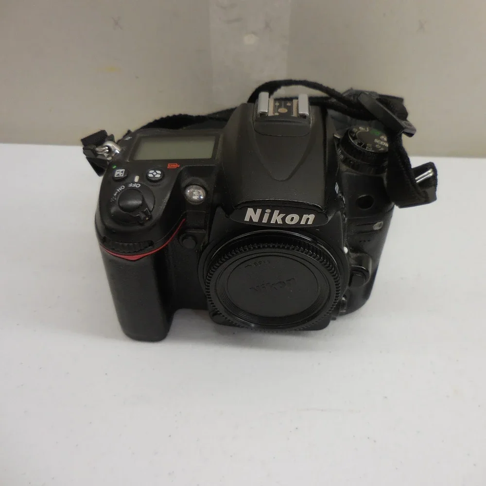 Nikon D7000 Digital SLR Camera Body Black with Battery and Kastar Charger Tested
